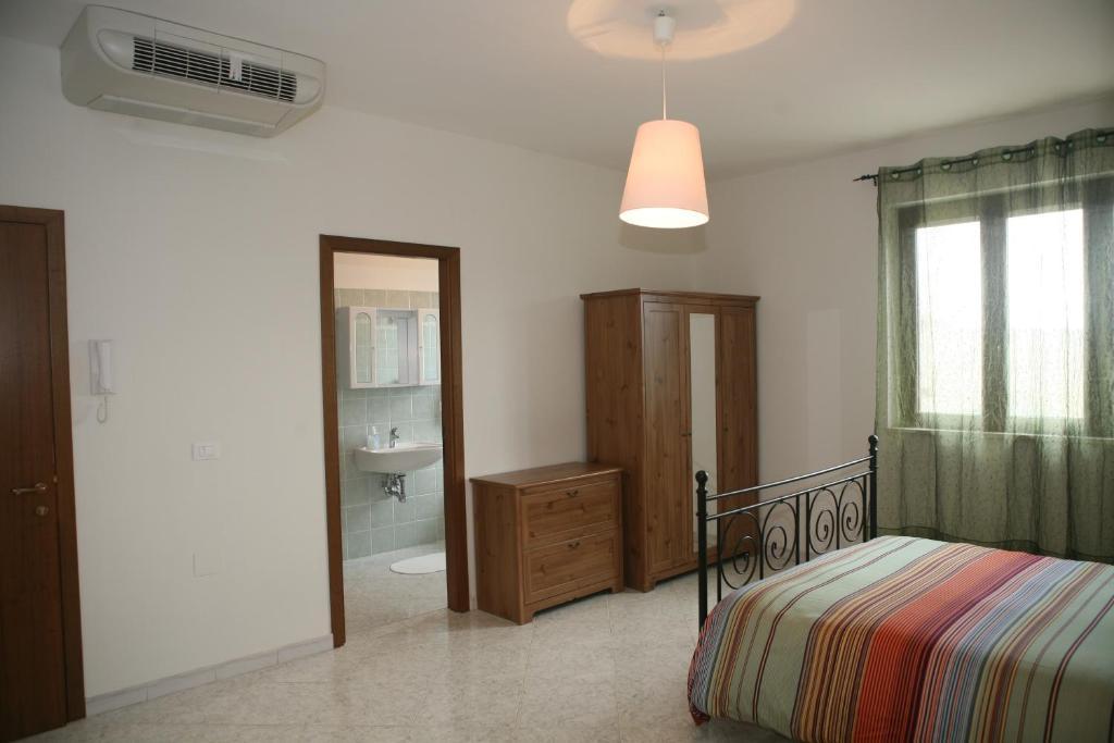 B&B La Collina Degli Ulivi Civitella Del Tronto Δωμάτιο φωτογραφία
