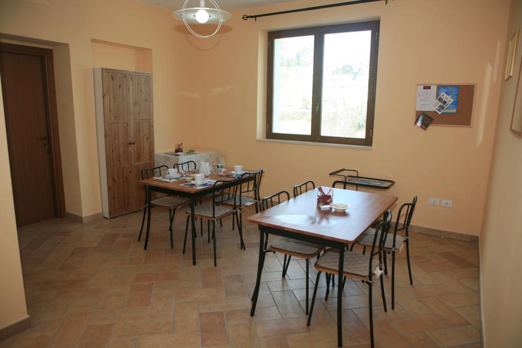 B&B La Collina Degli Ulivi Civitella Del Tronto Εξωτερικό φωτογραφία