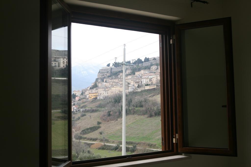 B&B La Collina Degli Ulivi Civitella Del Tronto Εξωτερικό φωτογραφία