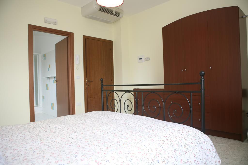 B&B La Collina Degli Ulivi Civitella Del Tronto Εξωτερικό φωτογραφία